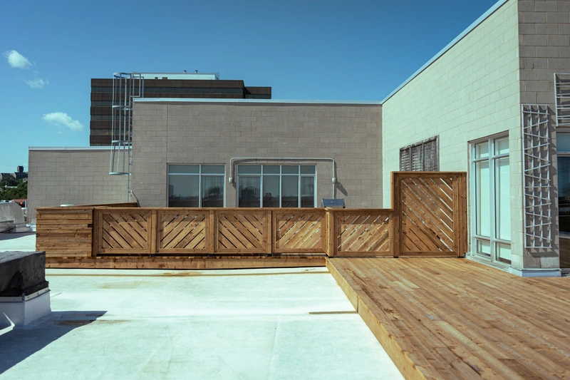 Urban <span class="yellow-text">roof design</span>