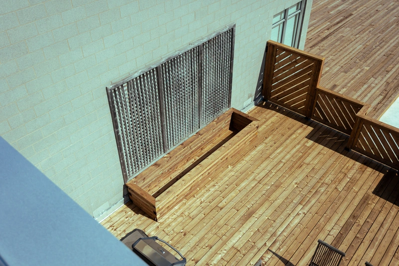 Urban <span class="yellow-text">roof design</span>